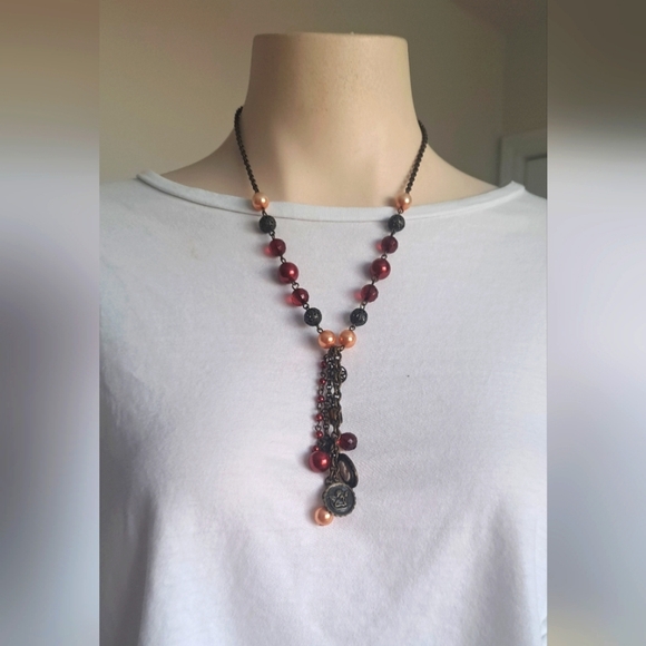 Beaded Necklace Wirh Red Pearl Accents - Picture 1 of 3